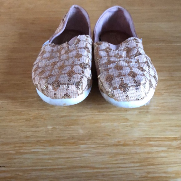 toms canvas loafers; size 8.5 - Picture 3 of 7